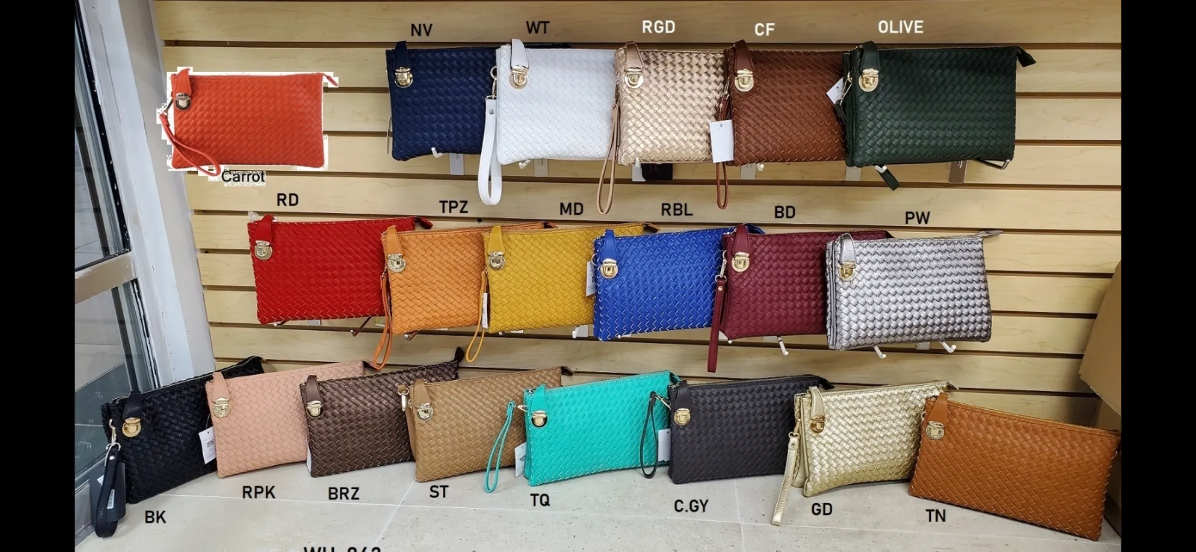 Medium Size Woven Clutch/Crossbody Bag